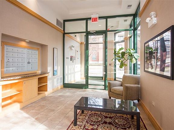 3rd image of 125 N Euclid Ave APT 403