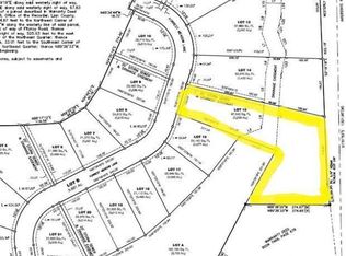 3017 Forrest Meadow Ln, Hiawatha, IA 52233