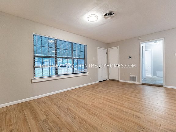 4th image of 104 Twining Dr #A