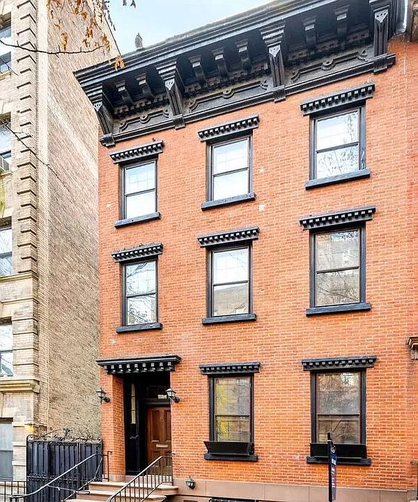 1st image of 4 Jane St