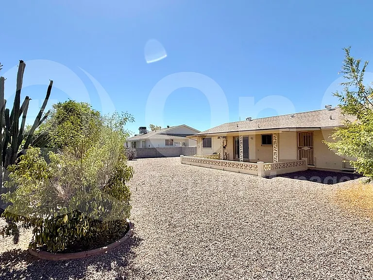 11038 W Cheryl Dr — Photo 4