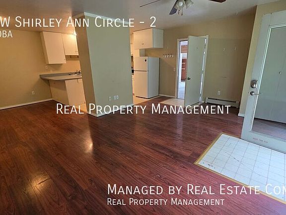 3rd image of 1100 W Shirley Ann Cir #2
