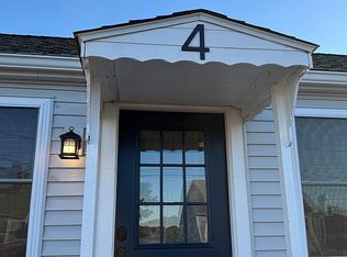 4 Emerson Ave, Bourne, MA 02532