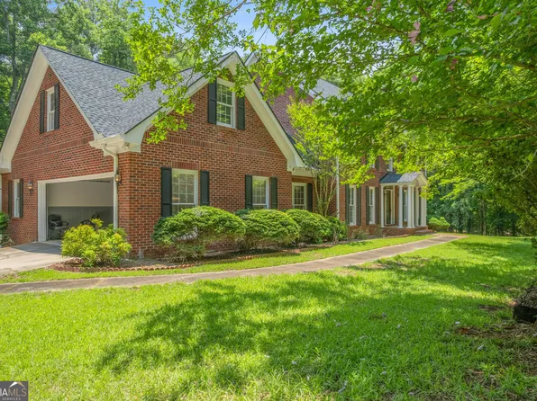 165 River Cove Rdg, Social Circle, GA 30025