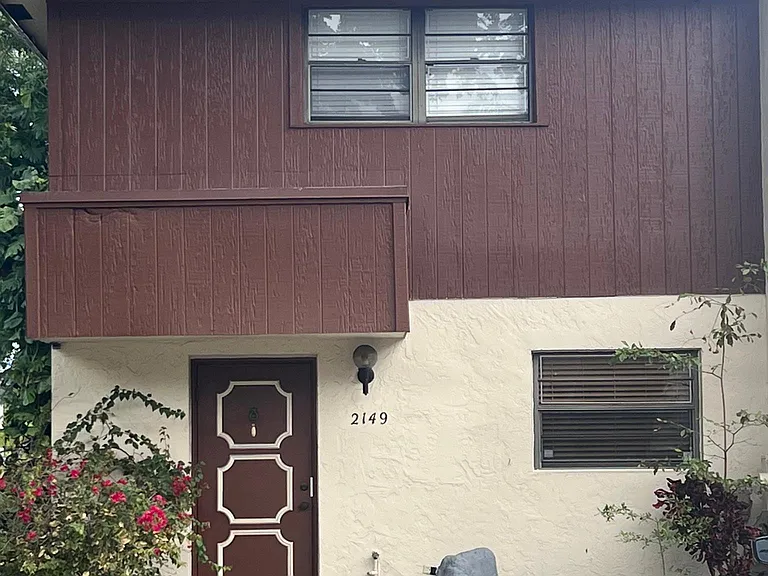 2149 N 14th Ave — Photo 19