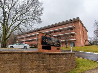 2051 Allen Blvd APT 208, Middleton, WI 53562