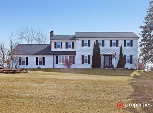 23405 W Cattail Ln, Barrington, IL