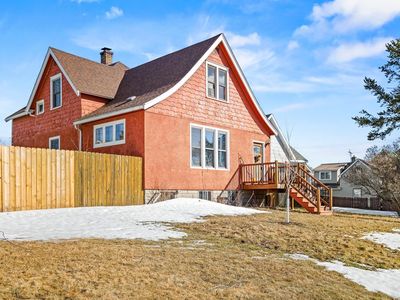 621 9th Ave, Two Harbors, MN, 55616