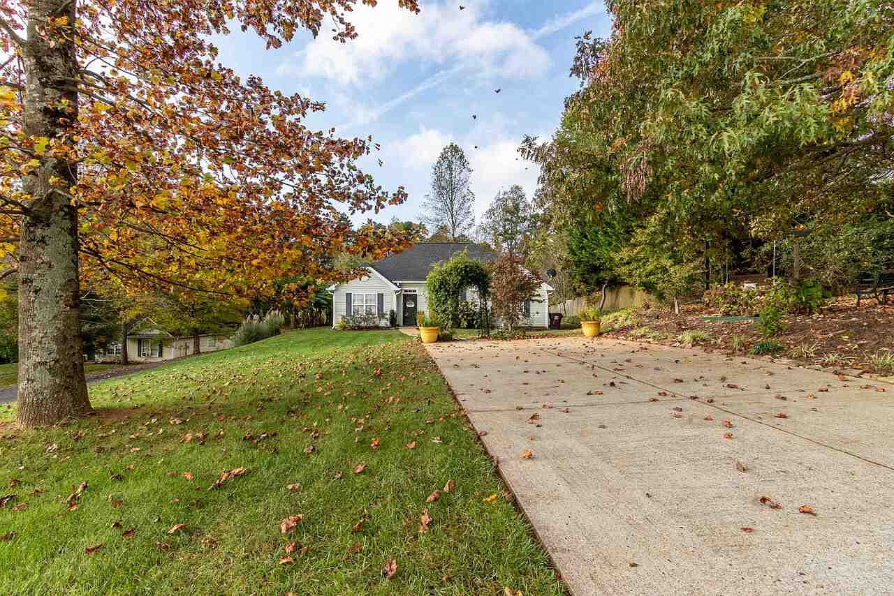 194 Mill Creek Dr, Dawsonville, GA 30534 Zillow