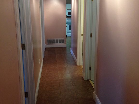 4th image of 8600 S Jasonville Ct SE