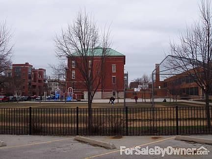 2nd image of 1848 W Thomas St