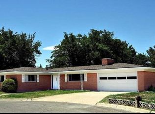 601 Rosemary Ln, Roswell, NM 88201