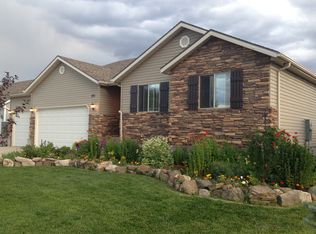 225 6th St, Cokeville, WY 83114