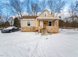 570 Almyra Ave, Youngstown, OH 44511