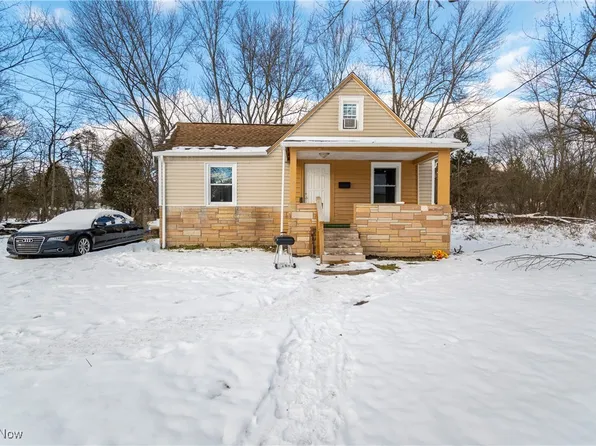 570 Almyra Ave, Youngstown, OH 44511