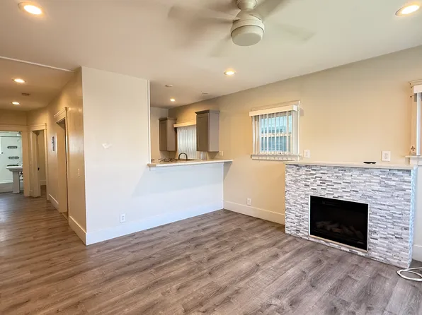 3031 E 7th St, Long Beach, CA 90804