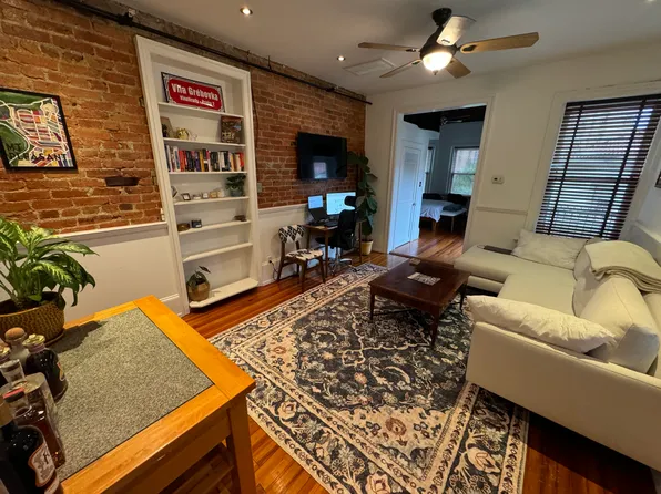 3155 Mount Pleasant St NW APT 306, Washington, DC 20010