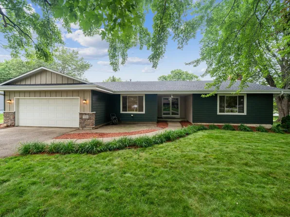 7216 Aberdeen Curv, Woodbury, MN 55125