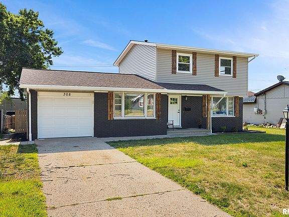 2nd image of 308 S Hollybrook Dr