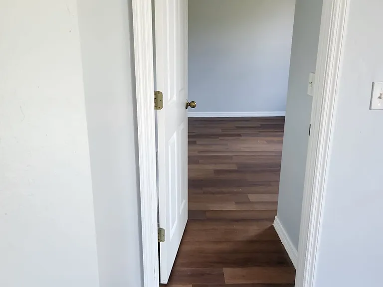 1019 Bandera St — Photo 7