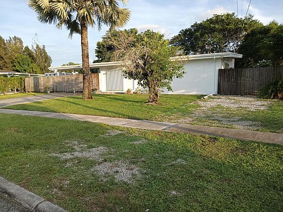 4th image of 100 SE Naranja Avenue