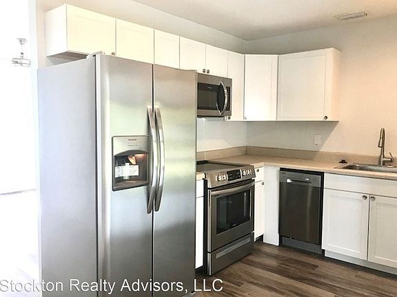 3rd image of 6640 Electra Ave