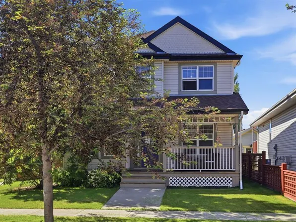 134 N Prestwick Lndg SE, Calgary, AB T2Z 3S4