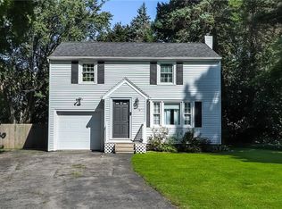 456 Manse Ln, Rochester, NY 14625