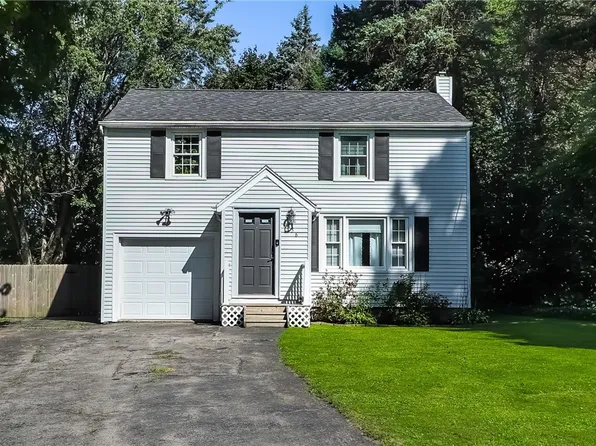 456 Manse Ln, Rochester, NY 14625