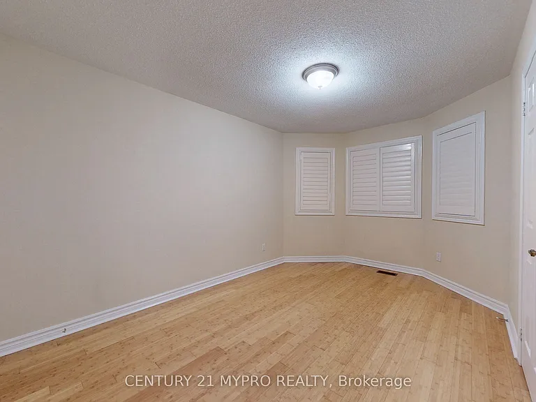 1 Brookwood Dr — Photo 26
