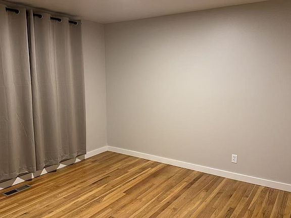 Master bedroom with an en-suite 3/4 bathroom