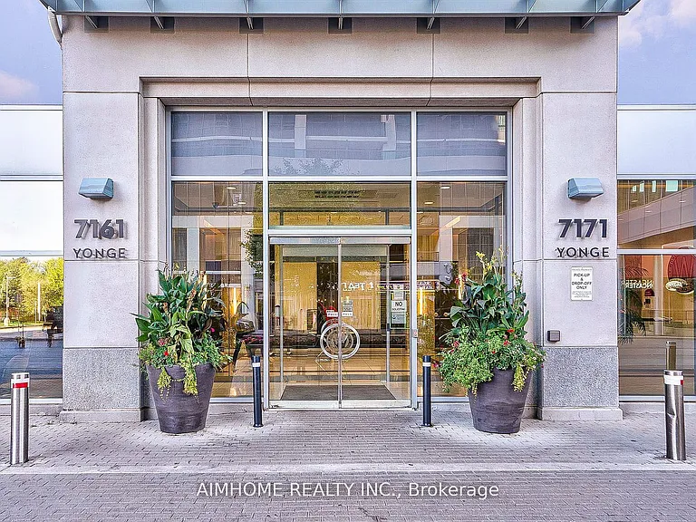 7161 Yonge St #2028 — Photo 5