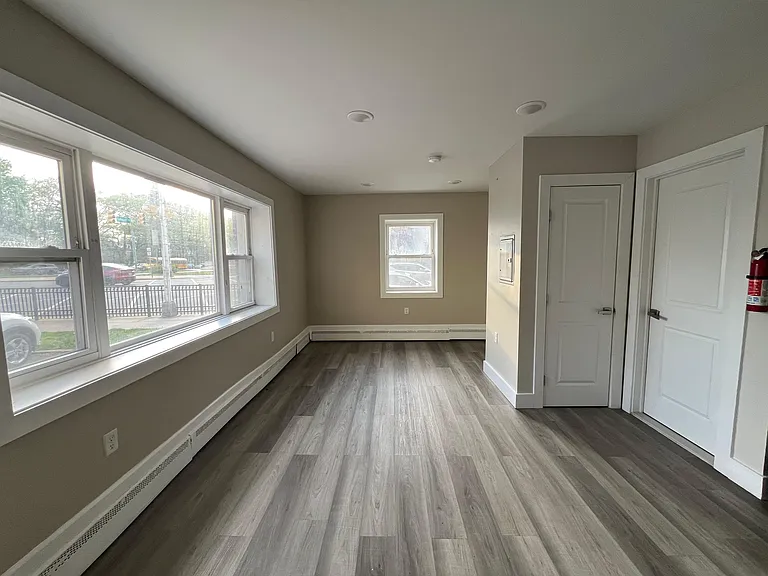 2500-02 Kennedy Blvd #105 — Photo 3