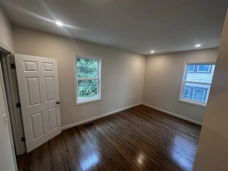 449 Cedar Grove St — Photo 4