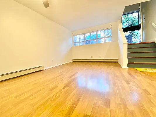 Rented by Keller Williams NYC | media 14