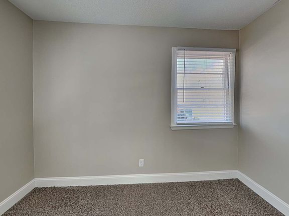 3rd image of 315 Grant Ave