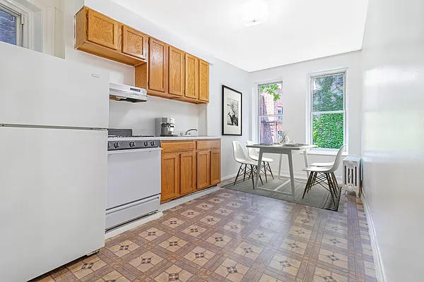 Rented by Compass | media 6