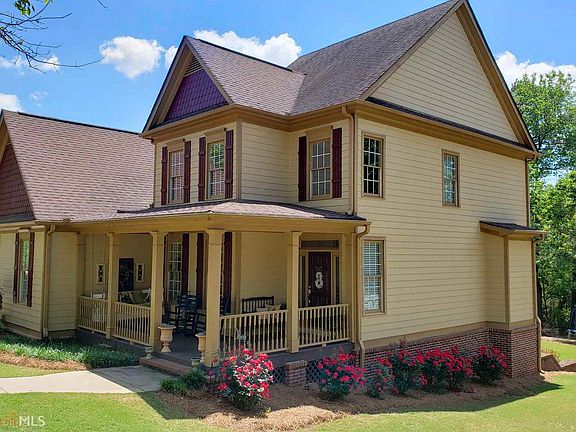 2nd image of 4017 Andover Cir