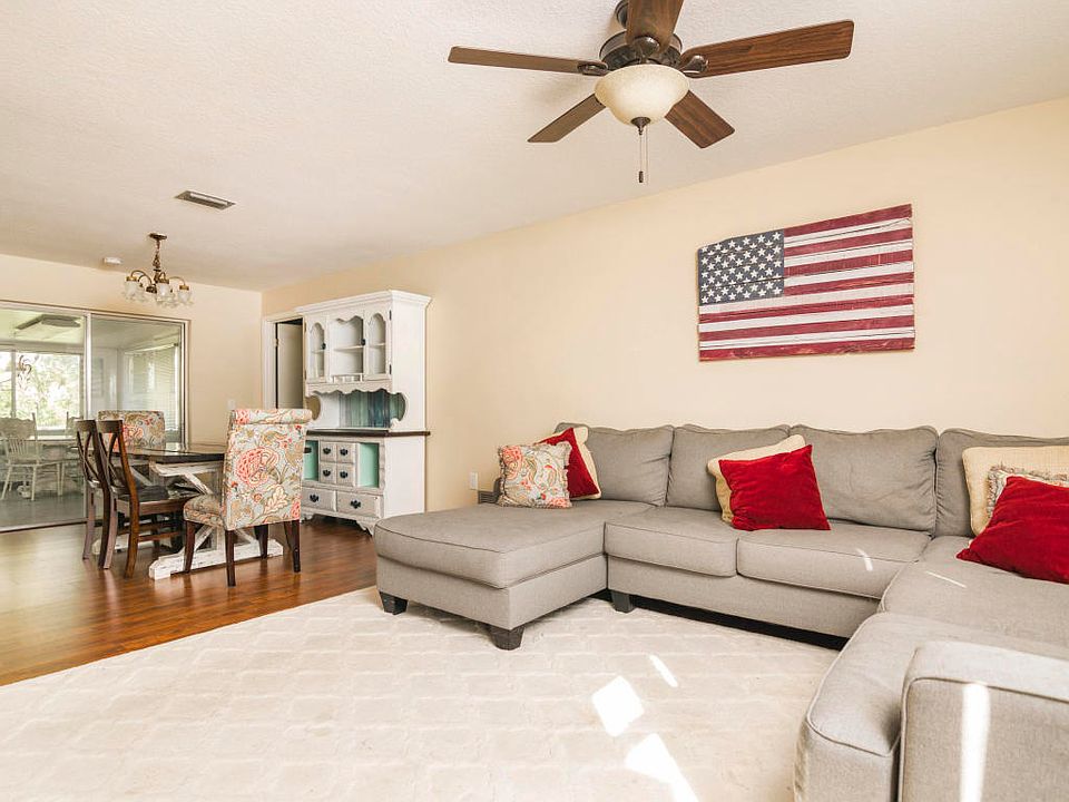 1st image of 1356 Gleneagles Way