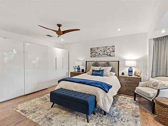 3rd image of 4357 Salix Ct