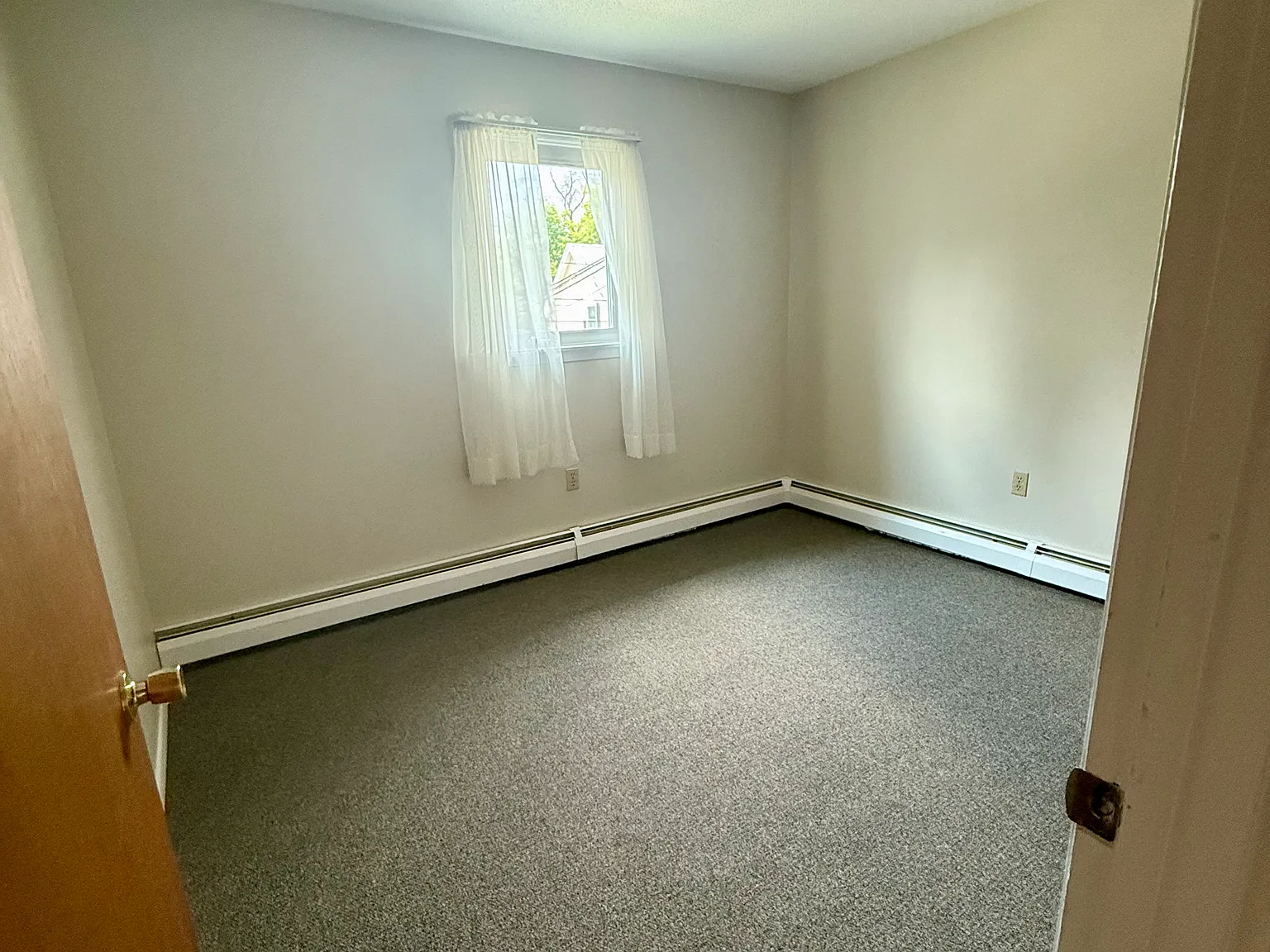 2 bed, $1,750 — Photo 3
