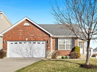 347 Stone Village Dr, Wentzville, MO 63385