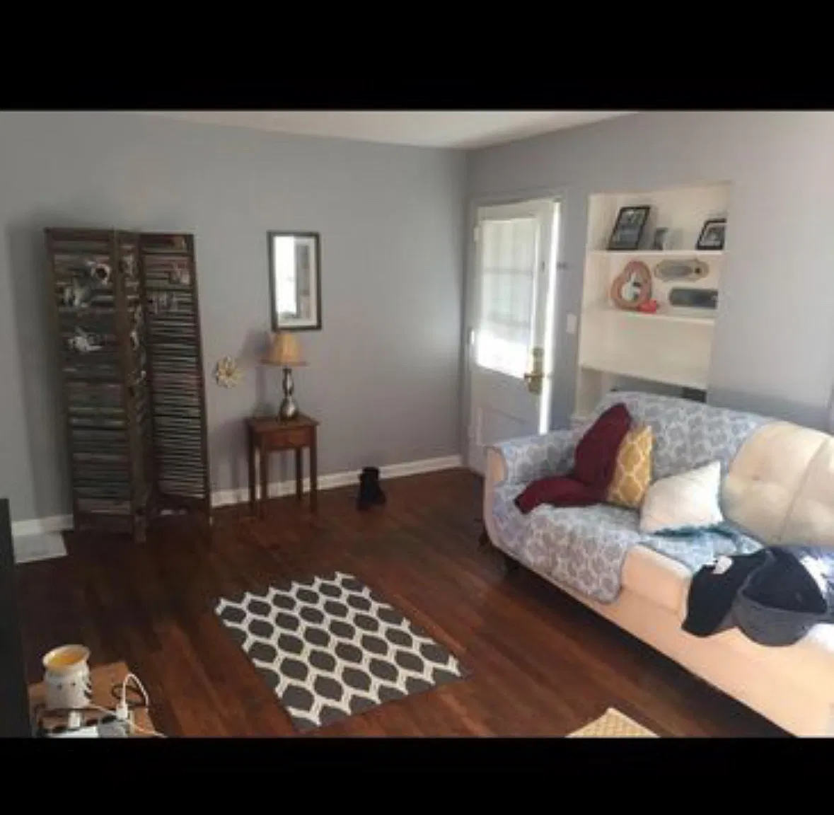 3 bed, 850 sqft, $1,125 — Photo 2