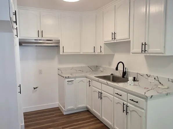 7226 Whittier Ave, Whittier, CA