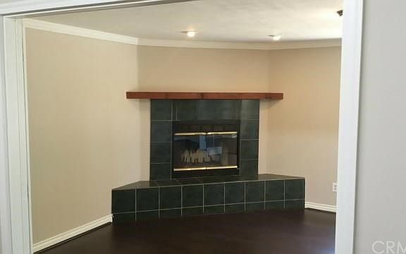 4th image of 10215 Mina Ave