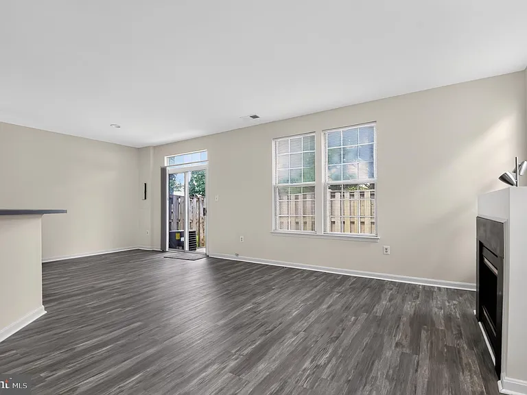 3975 Cressida Pl — Photo 8