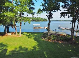 241 Waddell Rd, Mooresville, NC 28117