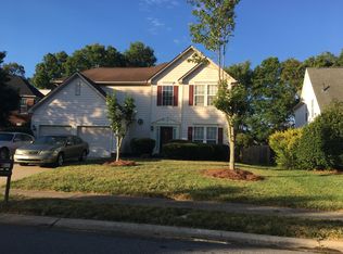 6102 Downfield Wood Dr, Charlotte, NC 28269