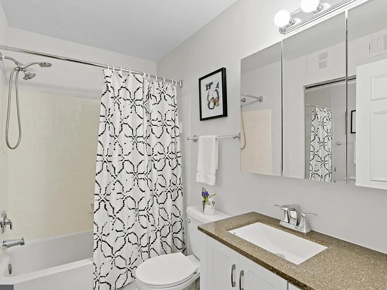 7758 New Providence Dr — Photo 9