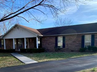 1505 Greenbriar Ln, Cookeville, TN 38501